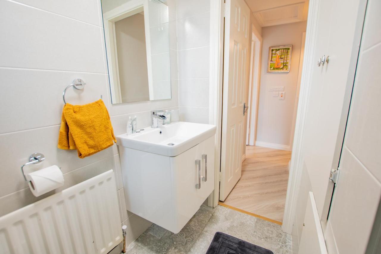 Cosy Retreat In The City Centre 戈尔韦 外观 照片