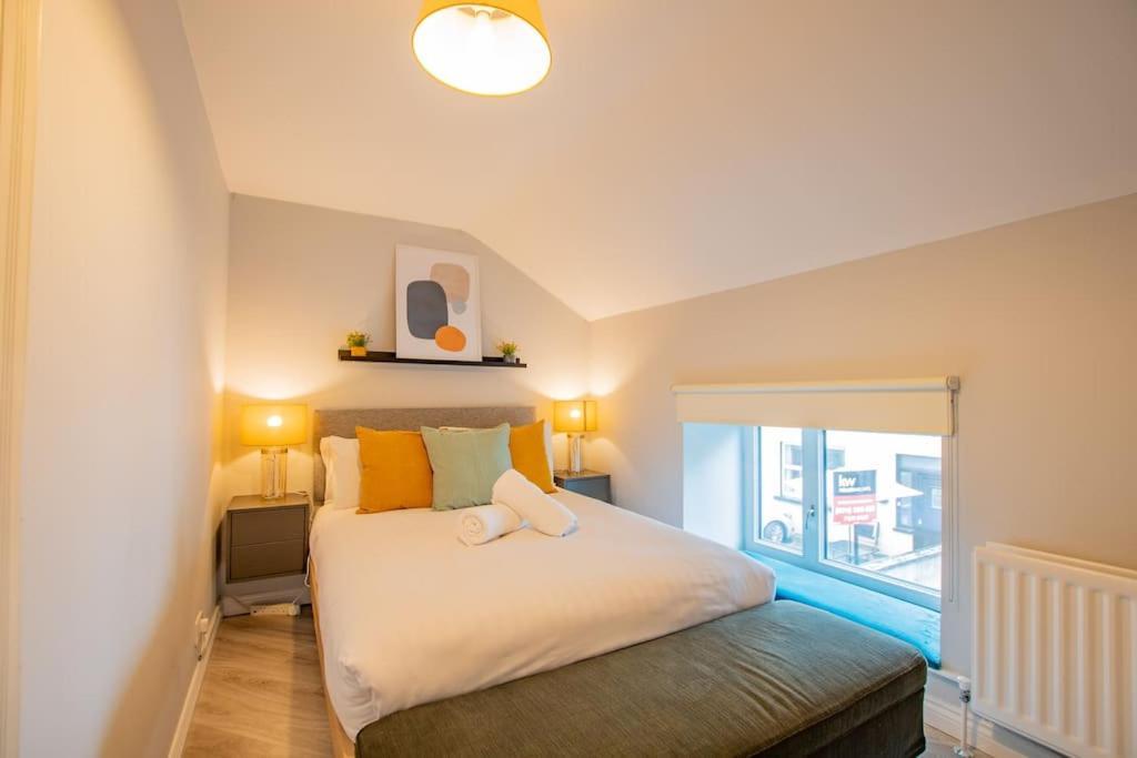 Cosy Retreat In The City Centre 戈尔韦 外观 照片