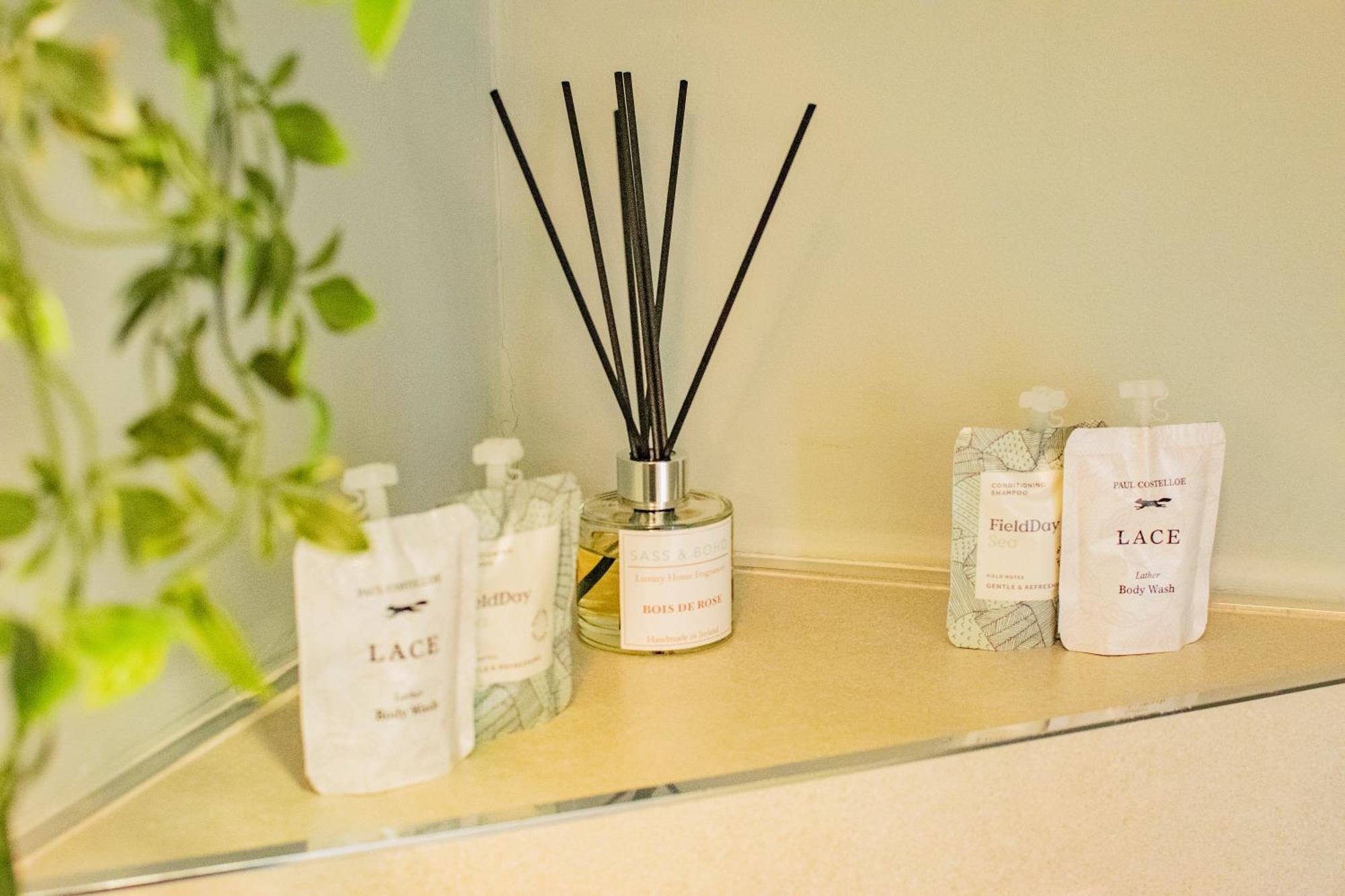 Cosy Retreat In The City Centre 戈尔韦 外观 照片
